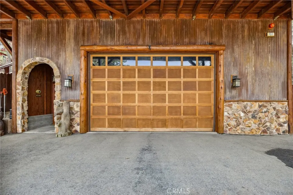 450 Temple Lane, Big Bear Lake, California 92315 home-pic-4